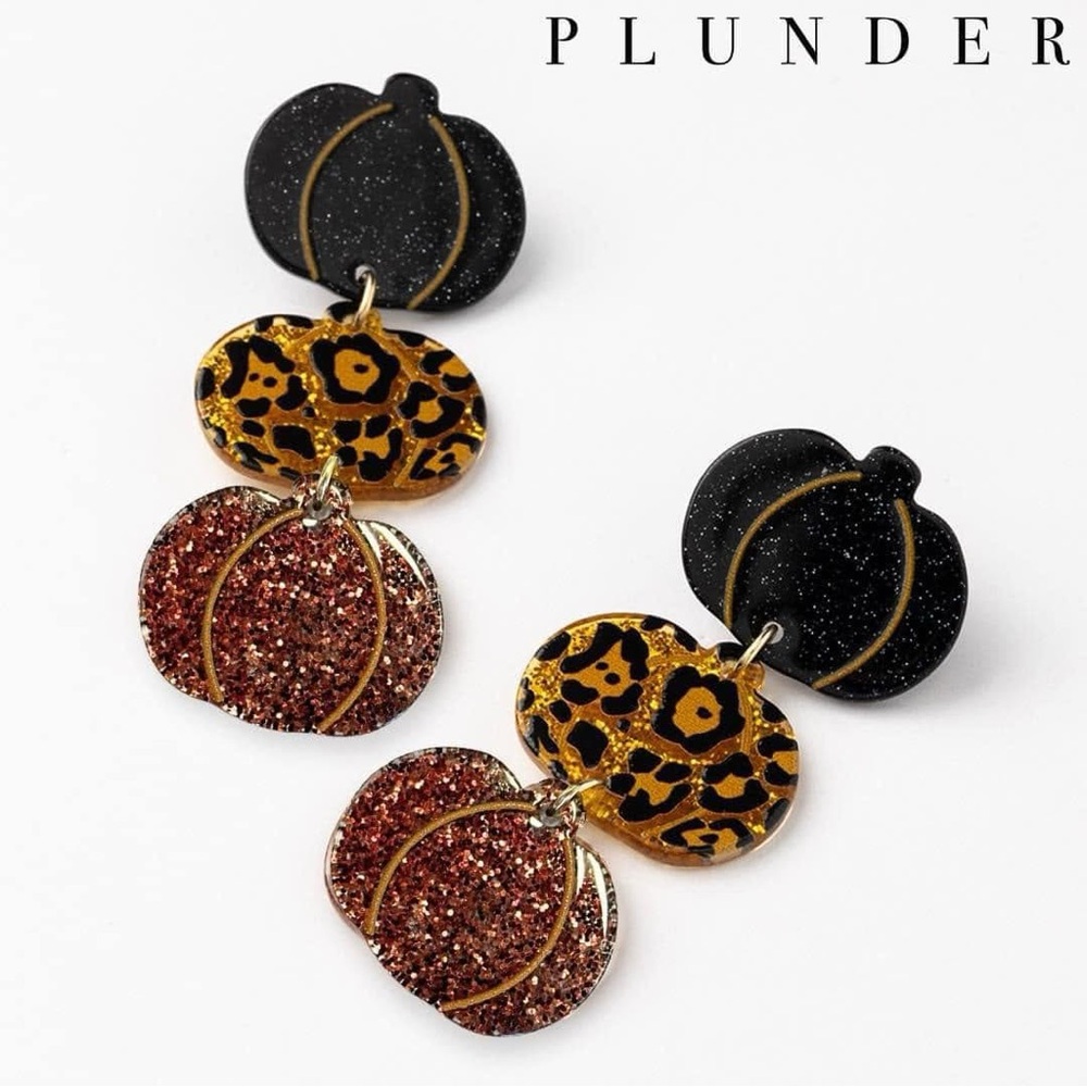 NEW Pumpkins Please Earrings 🖤